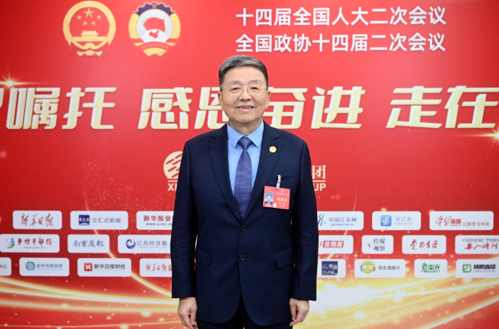 全国人大代表、中国工程院院士、征途国际官网药业董事长肖伟：开发中药“经典名方”，让“好方”变“好药”