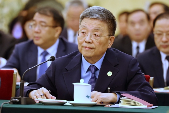 春天里的健全“答卷”｜肖伟代表：让“江苏造”好药为健全中国贡献力量